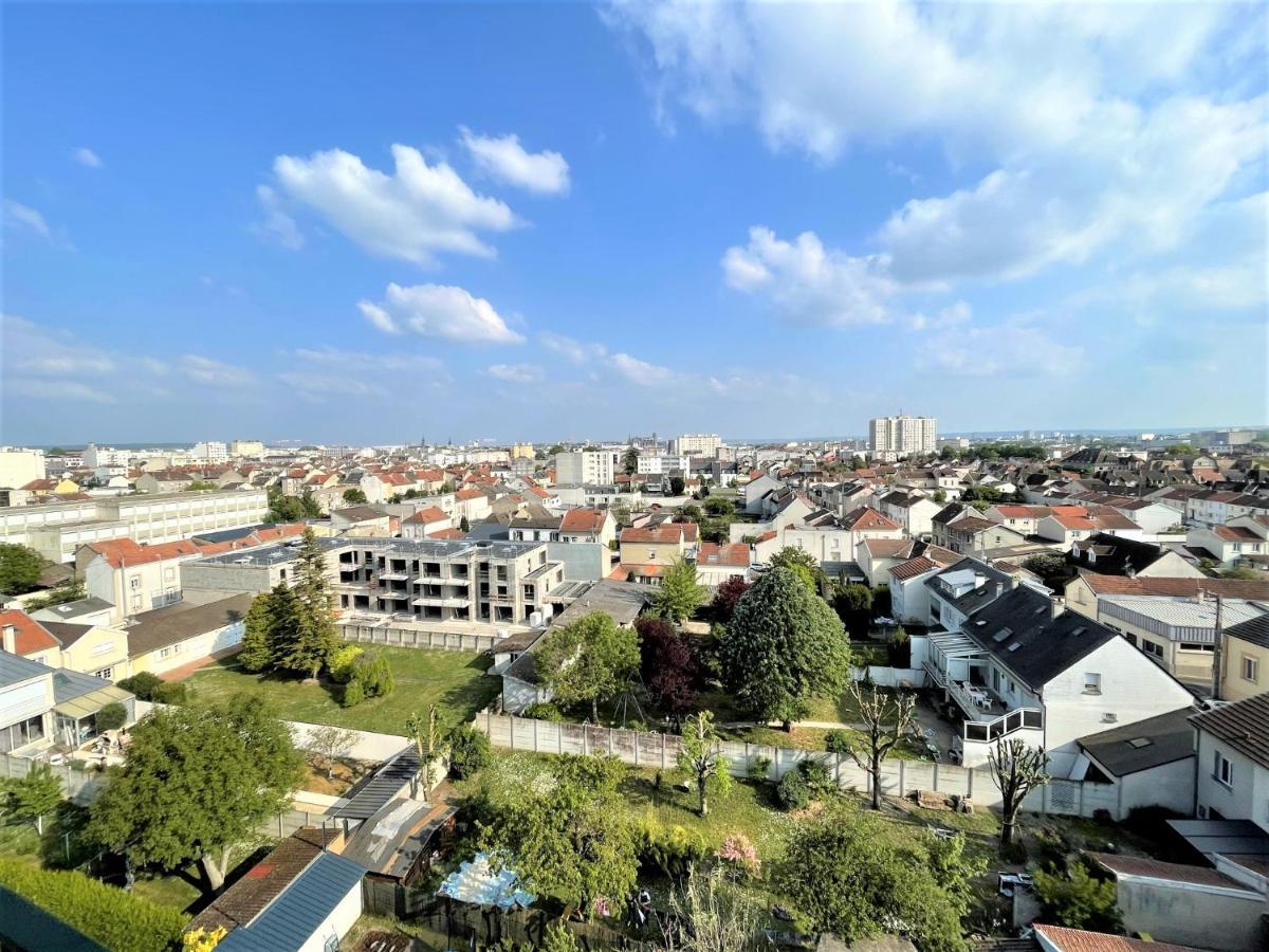 Brossolette Appartement T2 Spacieux Et Lumineux Balcon Vue Degagee Reims Bagian luar foto