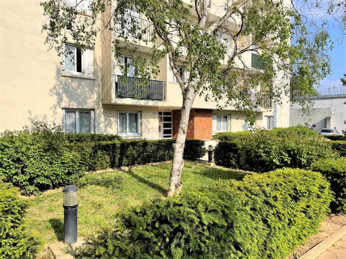 Brossolette Appartement T2 Spacieux Et Lumineux Balcon Vue Degagee Reims Bagian luar foto